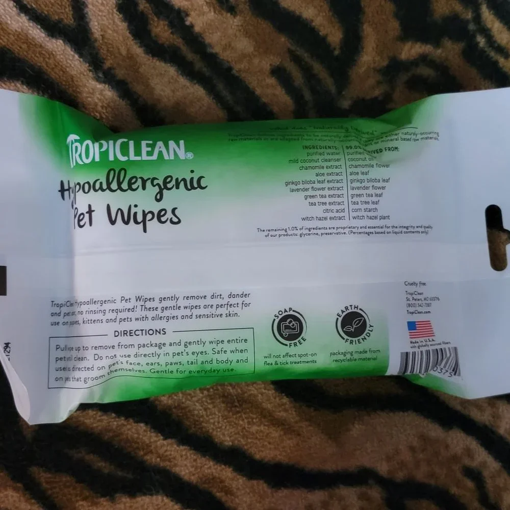 Tropiclean Pet Wipes..Hypoallergenic Dog or Cat New!